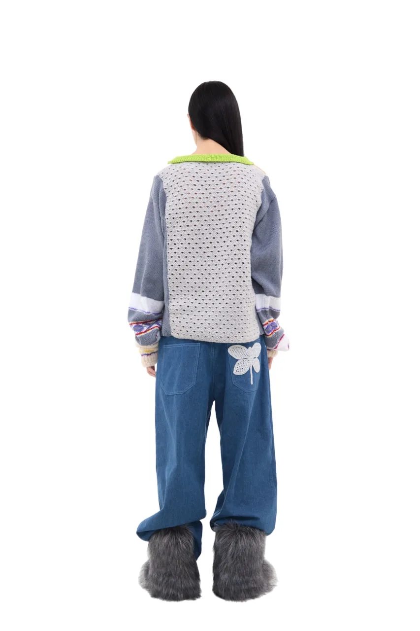 Дизайнерский арт-свитер с бабушкиным квадратом. Вязаный свитер ручной работы, комбинированная вязка, техника granny square. Мужской и женский свитер, унисекс. Свитер не теряет форму, мягкий, фактурный, подходит для повседневных и арт-образов. Авторский вязаный свитер с цветными элементами и рельефной поверхностью.